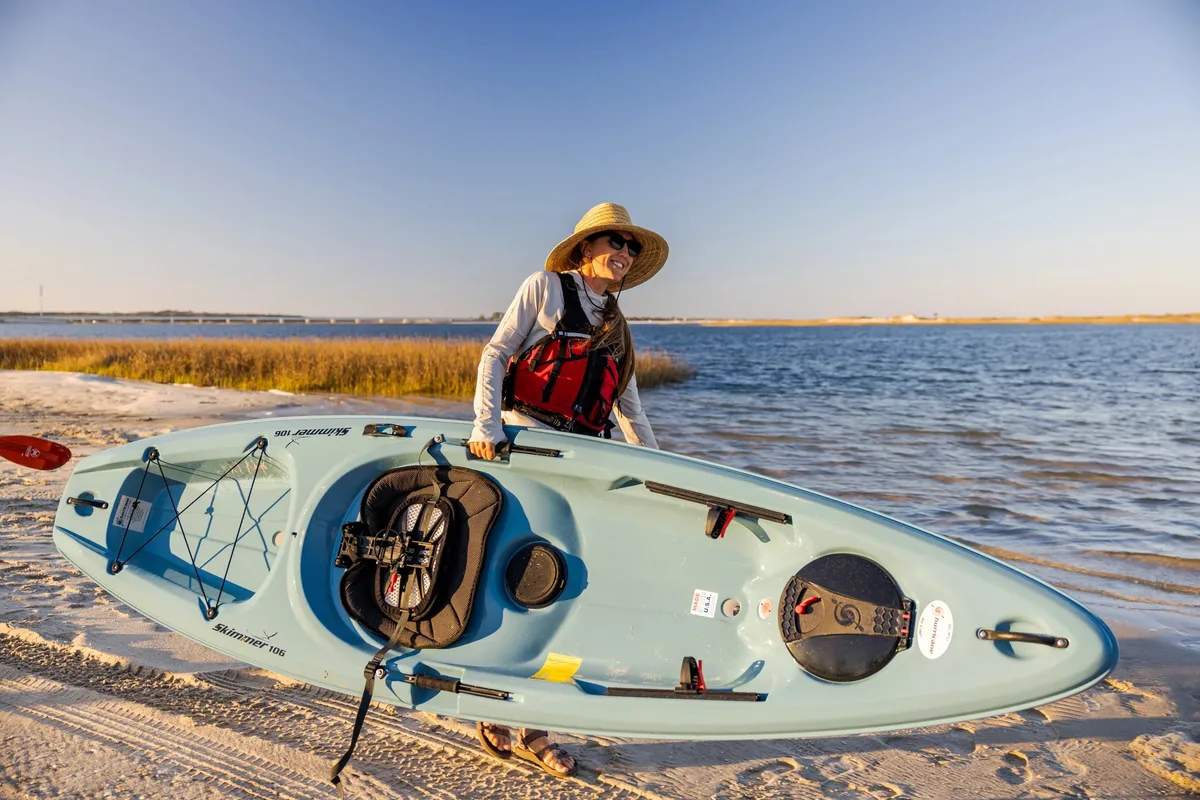 Hurricane Aquasports Skimmer 106 kayak